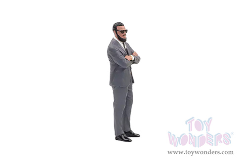 Showcasts® Figurines - Gentlemen's Club Figure 2 (1/24 scale, Gray) AD-24802 MAP: $10.99