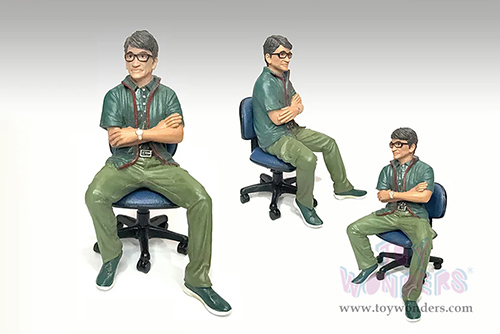 American Diorama Figurine - Premium Series | Top Tuners Figure #1 (2 pc. set, 1/24 scale, Green) ADP-70101