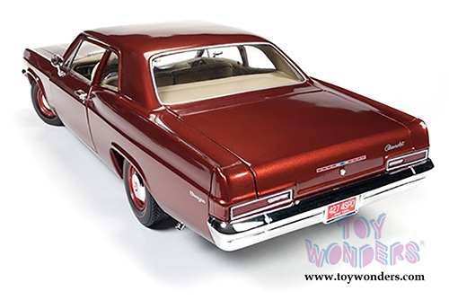 Auto World - Chevrolet Biscayne Coupe Hard Top (1966, 1/18 scale diecast model car, Bronze) AMM1053