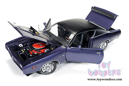 Auto World ERTL - Dodge Super Bee Hard Top (1971, 1/18 scale diecast model car, Purple) AMM1056