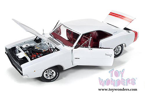 Auto World ERTL - Dodge Charger R/T Christmas Issue #2 Hard Top (1968, 1/18 scale diecast model car, White) AMM1059