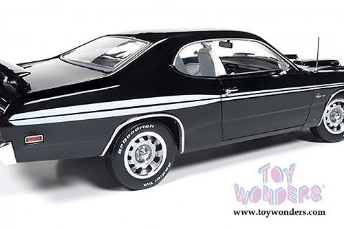 Auto World American Muscle - Hemmings Muscle Machines Dodge Demon 340 Hard Top (1971, 1/18 scale diecast model car, Black) AMM1062