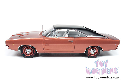 Auto World American Muscle - Hemmings Muscle Machines Dodge Charger R/T Hard Top (1968, 1/18 scale diecast model car, Bronze) AMM1075