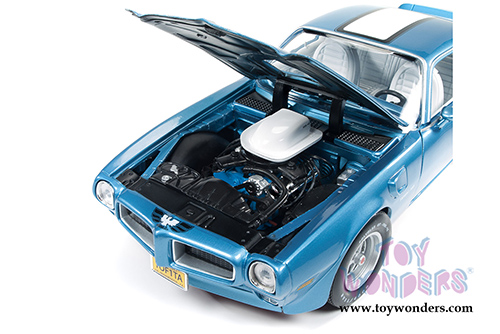 Auto World - Pontiac Firebird Trans Am Hard Top (1972, 1/18 scale diecast model car, Adriatic Blue) AMM1076