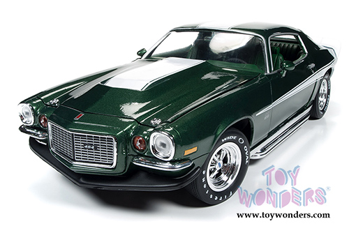 Auto World American Muscle - Baldwin Motion&reg; Camaro&reg; Hard Top (1970, 1/18 scale diecast model car, Green) AMM1079