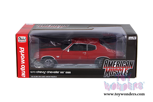 Auto World American Muscle - Chevy Chevelle SS 396 Hard Top (1970, 1/18 scale diecast model car, Red) AMM1082