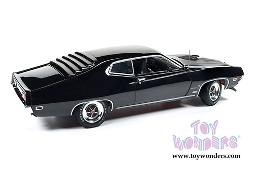 Auto World American Muscle - Ford Torino Cobra Hard Top (1970, 1/18 scale diecast model car, Gloss Black) AMM1085