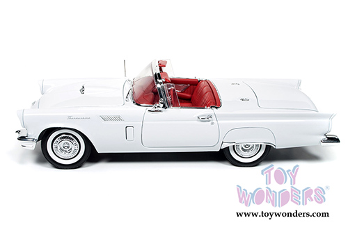 Auto World American Muscle - Ford Thunderbird Convertible w/ Removable Bonnet Holiday Edition (1957, 1/18 scale diecast model car, White) AMM1089