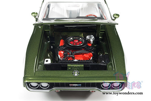 Auto World American Muscle - Plymouth Satellite Sebring Plus Hardtop (1971, 1/18 scale diecast model car, Sherwood Green Metallic) AMM1092