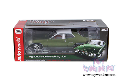 Auto World American Muscle - Plymouth Satellite Sebring Plus Hardtop (1971, 1/18 scale diecast model car, Sherwood Green Metallic) AMM1092
