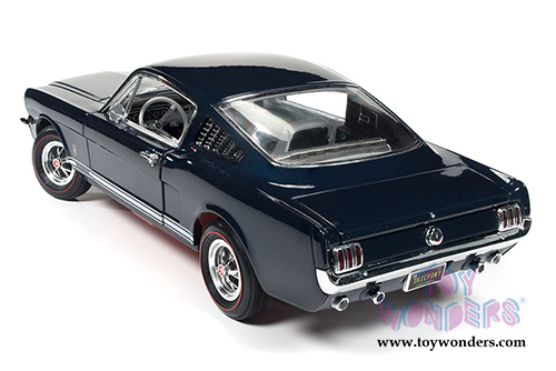 Auto World - American Muscle | Ford Mustang GT Hard Top (1965, 1/18 scale diecast model car, Caspian Blue) AMM1093