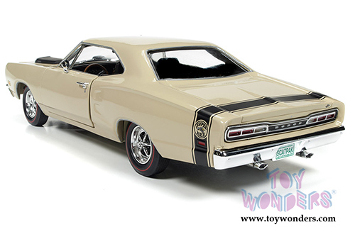 Auto World - Dodge Coronet Super Bee Hard Top (1969, 1/18 scale diecast model car, Y3 Cream) AMM1094