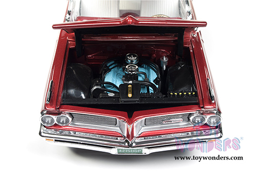 Auto World - American Muscle | Pontiac&reg; Grand Prix&trade; Hard Top (1962, 1/18 scale diecast model car, Belmar Burgundy) AMM1097