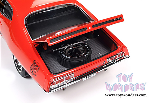 Auto World American Muscle - Ford Torino Cobra Twister Hardtop (1970, 1/18 scale diecast model car, Calypso Coral) AMM1112