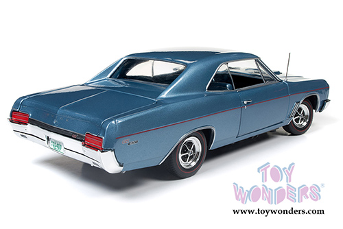 Auto World American Muscle - 1:18 and 1:64 scale Buick&reg; GS&trade; 400 Hardtop (1967, 1/18,1/64 scale diecast model car, Sapphire Blue) AMM1115