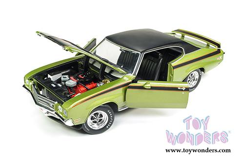 Auto World American Muscle - Hemmings Muscle Machines | 1971 Buick&reg; Skylark&trade; GSX&trade; Hardtop (1971, 1/18 scale diecast model car, Lime mist Green) AMM1117