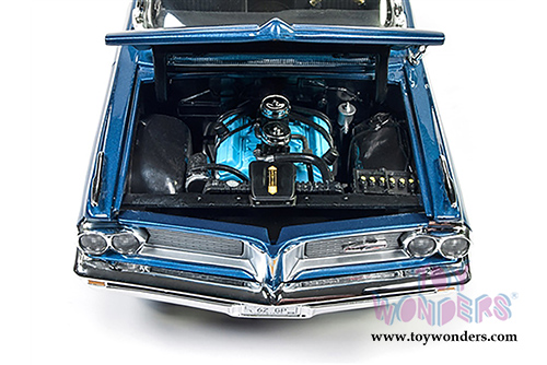 Auto World - Pontiac&reg; Grand Prix&trade; Hardtop (1962, 1/18 scale diecast model car, Ensign Blue) AMM1122