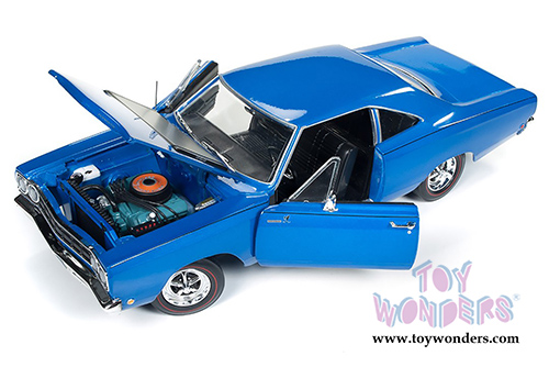 Auto World - American Muscle | Plymouth Road Runner Hardtop Looney Tunes&trade; Class of '68 (1968, 1/18 scale diecast model car, Electric Blue) AMM1125