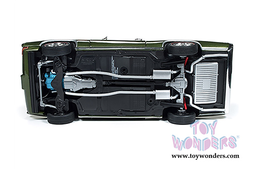 Auto World - American Muscle | Pontiac&reg; GTO&trade; Hardtop Class of '68 (1968, 1/18 scale diecast model car, Verdoro Green) AMM1128