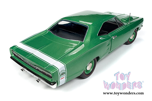 Auto World American Muscle - Hemmings Muscle Machines Dodge Coronet Super Bee Hardtop (1969, 1/18 scale diecast model car, Green) AMM1136