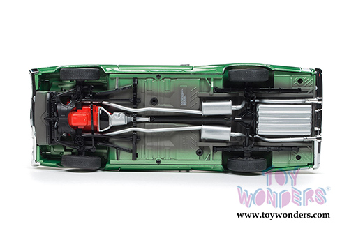 Auto World American Muscle - Hemmings Muscle Machines Dodge Coronet Super Bee Hardtop (1969, 1/18 scale diecast model car, Green) AMM1136