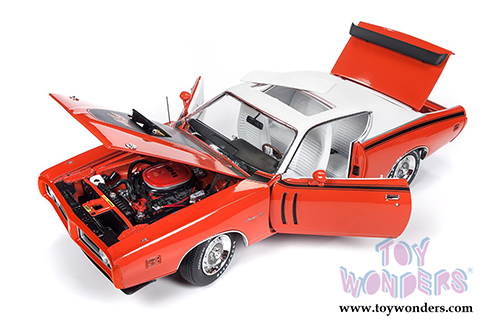 Auto World American Muscle - Dodge Charger R/T Hardtop (1971, 1/18 scale diecast model car, Red) AMM1148