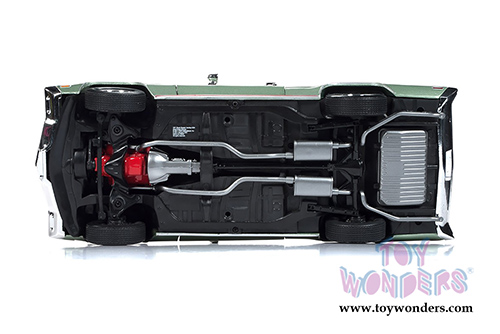 Auto World American Muscle - Buick&reg; GS&trade; 455 Hardtop Muscle Car & Corvette Nationals (MCACN) (1970, 1/18 scale diecast model car, Green) AMM1149