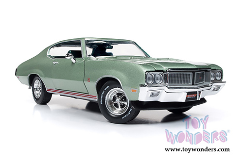 Auto World American Muscle - Buick&reg; GS&trade; 455 Hardtop Muscle Car & Corvette Nationals (MCACN) (1970, 1/18 scale diecast model car, Green) AMM1149