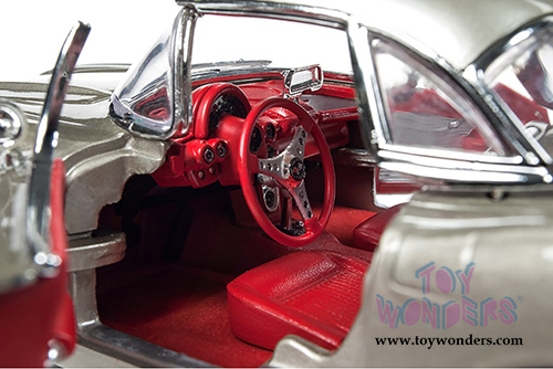 Auto World American Muscle - Chevy&reg; Corvette&reg; Hardtop Muscle Car & Corvette Nationals (MCACN) (1961, 1/18 scale diecast model car, Fawn Beige) AMM1151