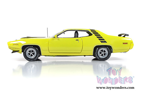 Auto World - American Muscle | Plymouth Road Runner Hardtop Looney Tunes&trade; (1971, 1/18 scale diecast model car, Yellow) AMM1158