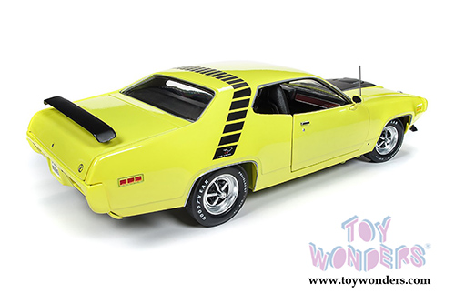 Auto World - American Muscle | Plymouth Road Runner Hardtop Looney Tunes&trade; (1971, 1/18 scale diecast model car, Yellow) AMM1158