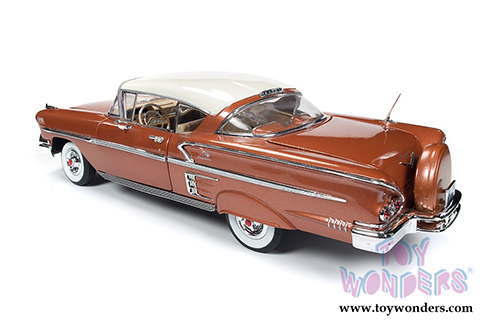 Auto World - American Muscle | Chevrolet&reg; Bel Air&reg; Impala&trade; Hardtop (1958, 1/18 scale diecast model car, Sierra Gold) AMM1164