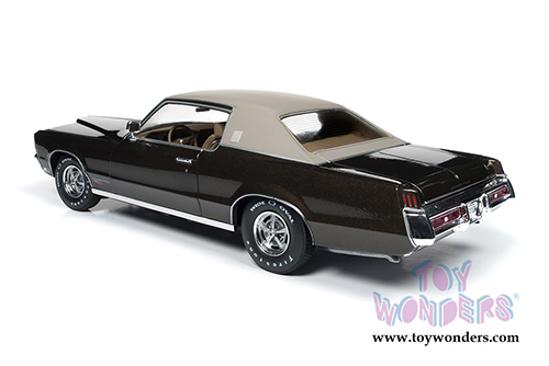 Auto World - American Muscle | Pontiac&reg; Grand Prix&trade; SJ Muscle Car & Corvette Nationals (MCACN) 10th Anniversary (1969, 1/18 scale diecast model car, Brown) AMM1175