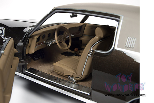 Auto World - American Muscle | Pontiac&reg; Grand Prix&trade; SJ Muscle Car & Corvette Nationals (MCACN) 10th Anniversary (1969, 1/18 scale diecast model car, Brown) AMM1175