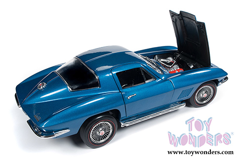 Auto World American Muscle - Chevy&reg; Corvette&reg; Hardtop Muscle Car & Corvette Nationals (MCACN) (1967, 1/18 scale diecast model car, Marina Blue) AMM1176