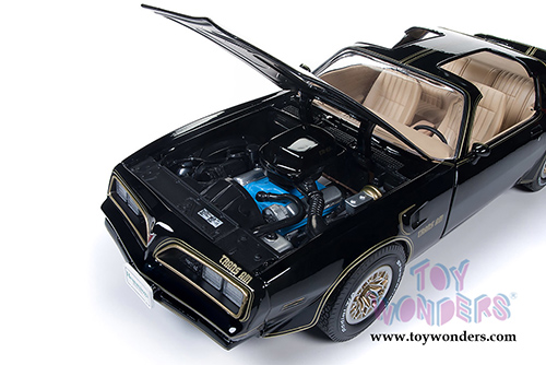 Auto World American Muscle - Hemmings Muscle Machines | Pontiac&reg; Firebird&reg; Trans Am Cover Car October 2007 (1977, 1/18 scale diecast model car, Black) AMM1177