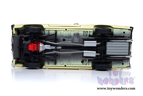 Auto World - American Muscle | Plymouth Road Runner Hardtop Class of '69 50th Anniversary (1969, 1/18 scale diecast model car, Sunfire Yellow/Black) AMM1179