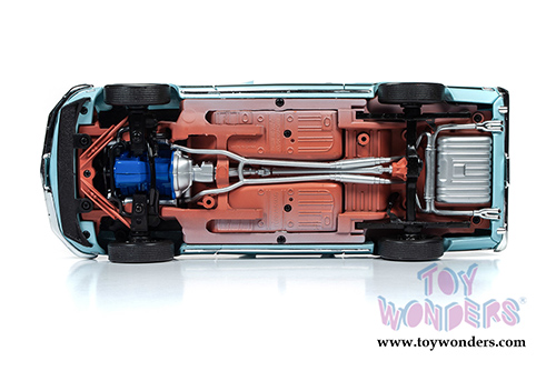 Auto World - American Muscle - Ford Mustang Mach 1 Hardtop Class of '69 50th Anniversary (1969, 1/18 scale diecast model car, Aztec Aqua) AMM1181