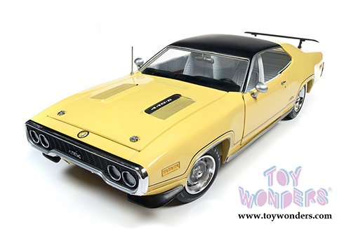 Auto World - American Muscle - Plymouth GTX Hardtop Muscle Car & Corvette Nationals (MCACN) (1971, 1/18 scale diecast model car, Lemon Twist) AMM1186