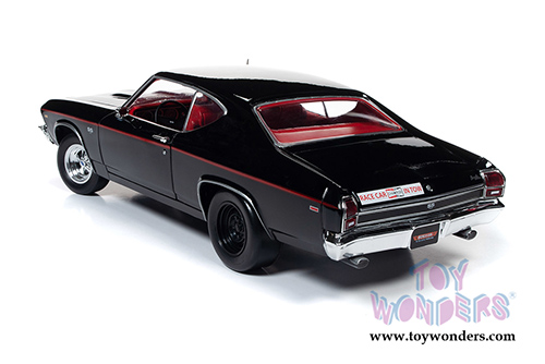 Auto World American Muscle - Chevy&reg; Chevelle&reg; SS 396 Hardtop Muscle Car & Corvette Nationals (MCACN) (1969, 1/18 scale diecast model car, Tuxedo Black) AMM1190