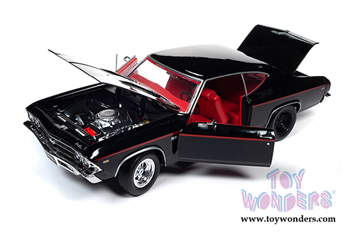Auto World American Muscle - Chevy&reg; Chevelle&reg; SS 396 Hardtop Muscle Car & Corvette Nationals (MCACN) (1969, 1/18 scale diecast model car, Tuxedo Black) AMM1190