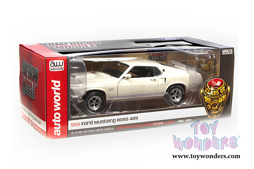 Auto World - American Muscle | Ford Mustang Fastback Boss 429 Hardtop Class of '69 50th Anniversary (1969, 1/18 scale diecast model car, Wimbledon White) AMM1196