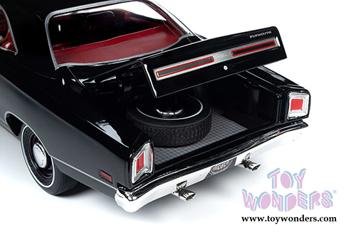 Auto World - American Muscle - Plymouth GTX Hardtop Muscle Car & Corvette Nationals (MCACN) (1969, 1/18 scale diecast model car, Black Velvet) AMM1204