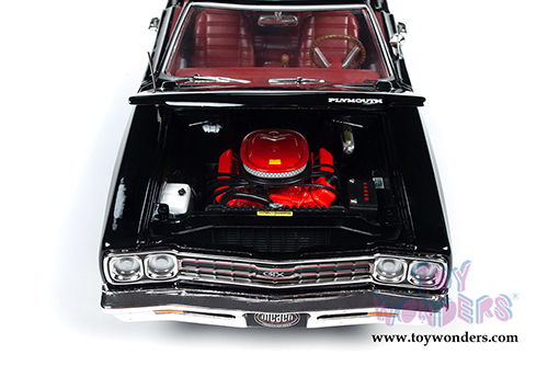 Auto World - American Muscle - Plymouth GTX Hardtop Muscle Car & Corvette Nationals (MCACN) (1969, 1/18 scale diecast model car, Black Velvet) AMM1204