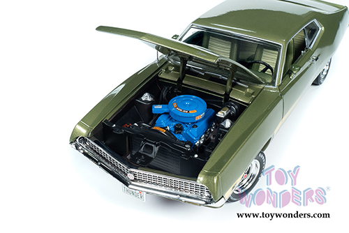 Auto World - American Muscle - Ford Torino GT Hardtop Class of '70 50th Anniversary (1970, 1/18 scale diecast model car, Medium Ivy Green Metallic) AMM1211