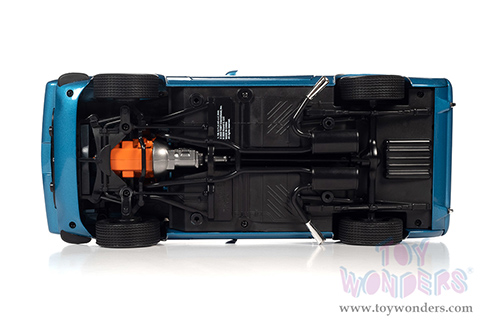 Auto World - American Muscle 30th Anniversary | Plymouth AAR Barracuda 340 Six-Pack Hardtop (1970, 1/18 scale diecast model car, Blue Fire Metallic/Matte Black) AMM1225