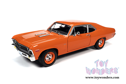 Auto World American Muscle - Chevrolet&reg; Nova&reg; SS&reg; 396 Hardtop (1970, 1/18 scale diecast model car, Hugger Orange) AMM1226