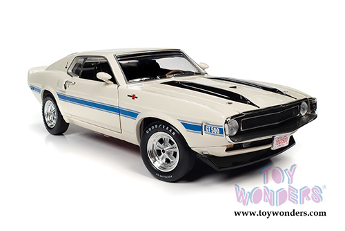Auto World - American Muscle | Shelby GT-500® Class of '70 50th Anniversary (1970, 1/18 scale diecast model car, Wimbledon White) AMM1229