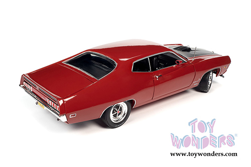 Auto World American Muscle - Ford Torino Cobra Class of '70 50th Anniversary (1970, 1/18 scale diecast model car, Candy Apple Red/Black) AMM1234