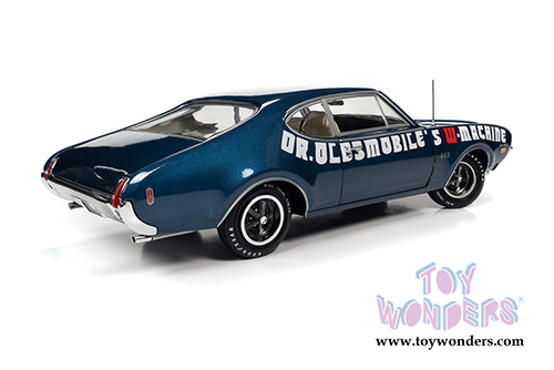 Auto World American Muscle - Oldsmobile&reg; 442 W-30 Coupe Muscle Car & Corvette Nationals (MCACN) (1969, 1/18 scale diecast model car, Trophy Blue/White) AMM1235